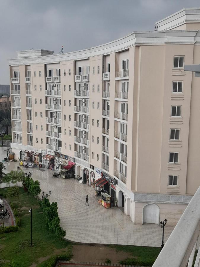 Shridham Holiday Vrindāvan Εξωτερικό φωτογραφία